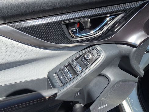 Used 2019 Subaru Crosstrek 2.0i Limited w/ Moonroof Package w/Navigation AWD/4WD image 21