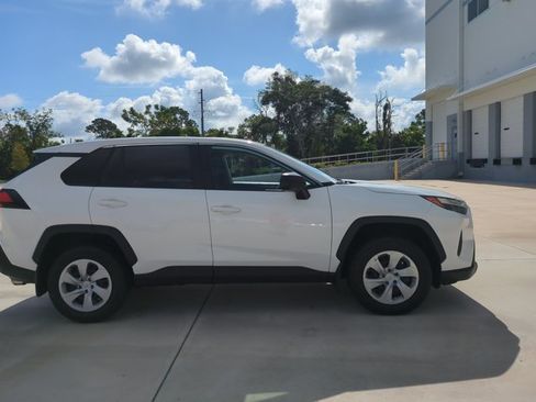 Certified 2025 Toyota RAV4 LE FWD image 4