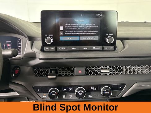 Used 2025 Honda Accord SE image 14