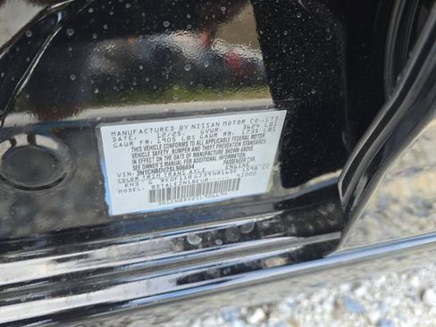 New 2025 Nissan Versa S w/ Trunk Package FWD image 30