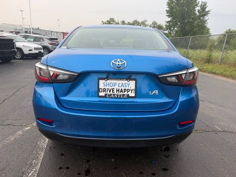 Used 2017 Toyota Yaris iA FWD image 7