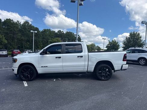 Used 2023 RAM 1500 Laramie AWD/4WD image 7