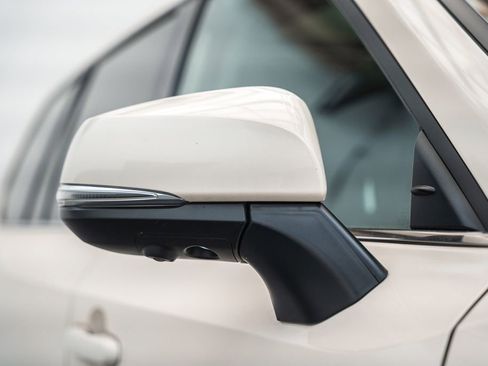 Used 2024 Toyota Grand Highlander AWD image 19