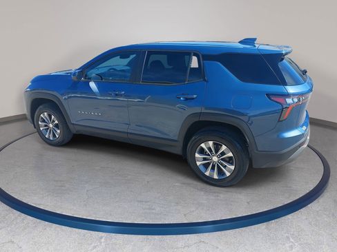 Used 2026 Chevrolet Equinox LT FWD image 7