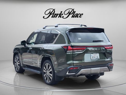 Used 2023 Lexus LX 600 4WD w/ Accessory Package (Z1) image 3