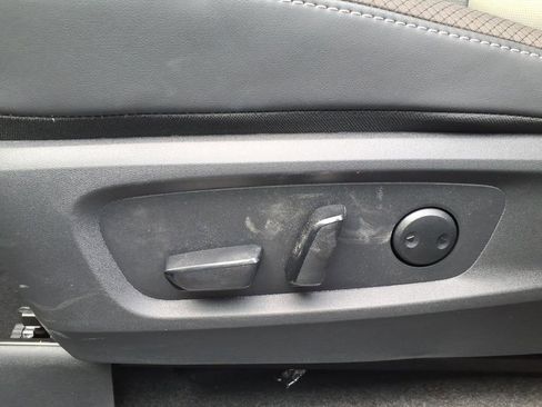 New 2026 Nissan Pathfinder SL image 25