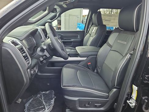 New 2026 RAM 2500 Laramie w/ Night Edition AWD/4WD image 12