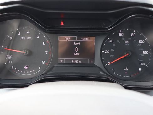 Used 2024 Chevrolet Trax LS w/ LS Convenience Package FWD image 32
