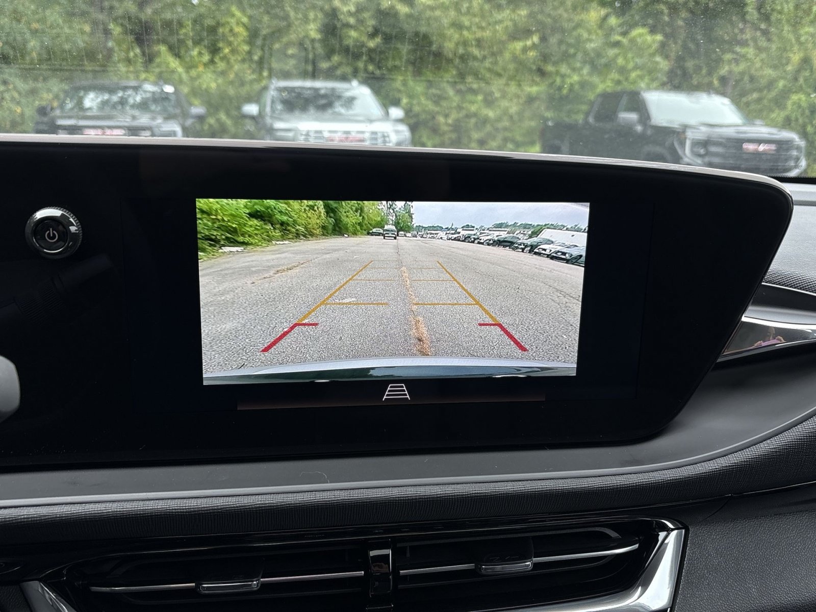 New 2026 Buick Envista Sport Touring w/ Convenience I Package FWD image 19