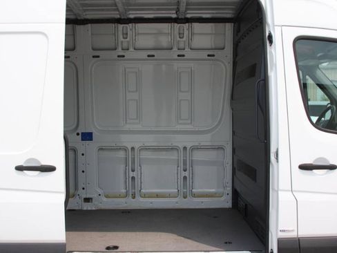 Used 2016 Mercedes-Benz Sprinter 2500 w/ Driver Efficiency Package image 12