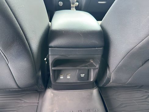 Used 2020 Ford Ranger XLT w/ Equipment Group 302A Luxury AWD/4WD image 16