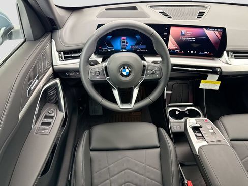 New 2026 BMW X1 xDrive28i w/ Technology Package AWD/4WD image 10