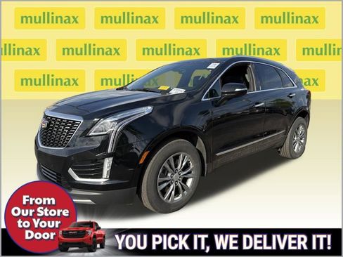 Used 2023 Cadillac XT5 Premium Luxury AWD/4WD image 2