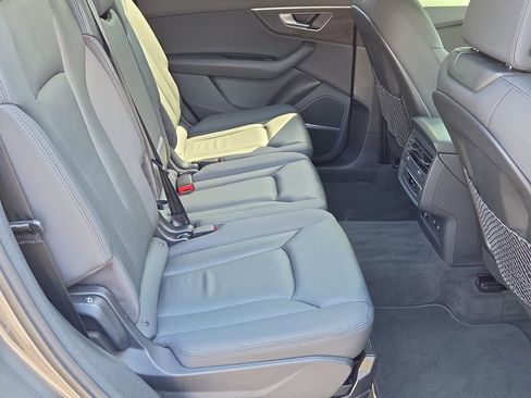 Used 2021 Audi Q7 3.0T Premium Plus AWD/4WD image 18