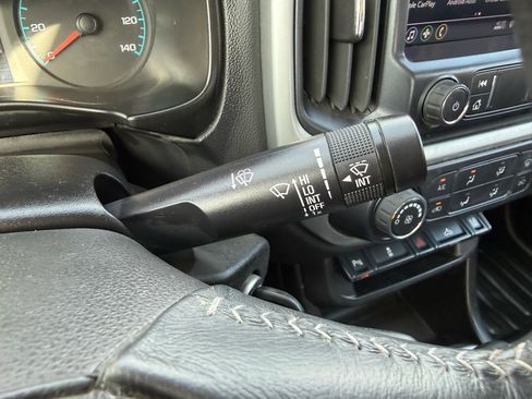 Used 2022 Chevrolet Colorado LT w/ Fleet Safety Package image 20