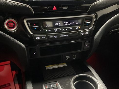 Used 2023 Honda Ridgeline Black Edition image 11
