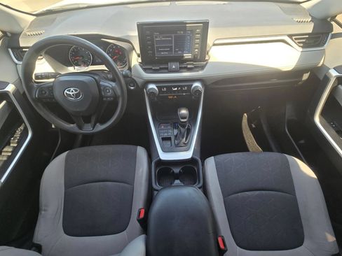 Used 2021 Toyota RAV4 XLE AWD/4WD image 9