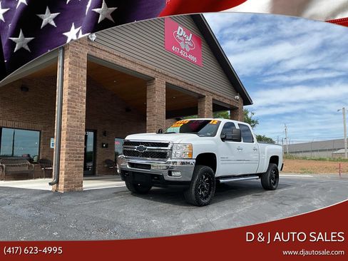 Used 2012 Chevrolet Silverado 2500 LT w/ Custom Sport Truck Package AWD/4WD image 1