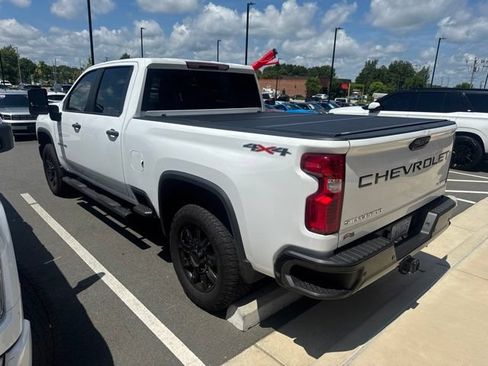 Used 2024 Chevrolet Silverado 2500 Custom w/ Custom Value Package AWD/4WD image 12