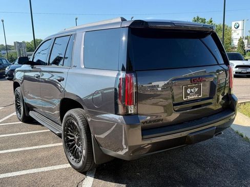 Used 2017 GMC Yukon SLT w/ Open Road Package AWD/4WD image 6