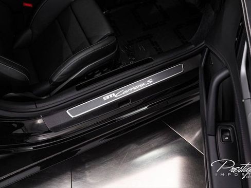 Used 2024 Porsche 911 Carrera S RWD image 35