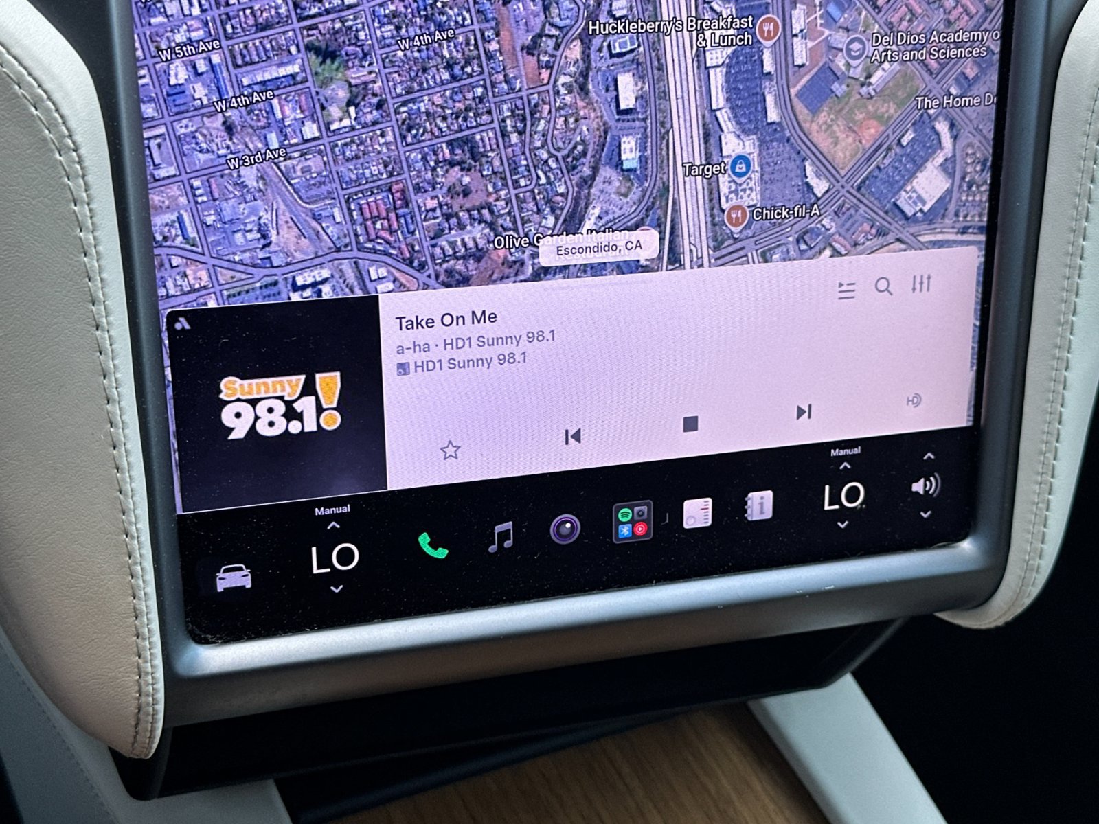 Used 2019 Tesla Model X Long Range AWD/4WD image 23