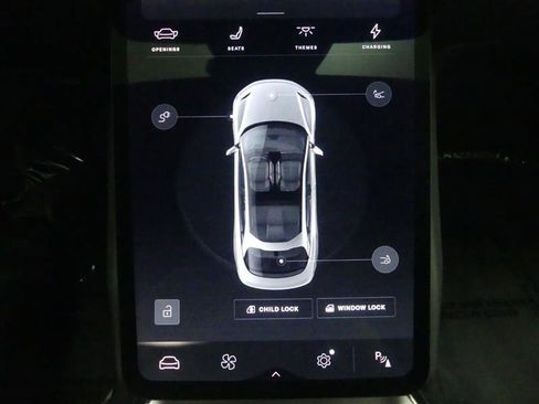 Used 2023 Lucid Air Pure image 11