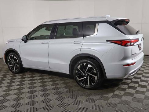 Used 2022 Mitsubishi Outlander SEL image 15