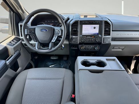 Used 2020 Ford F350 XLT AWD/4WD image 18