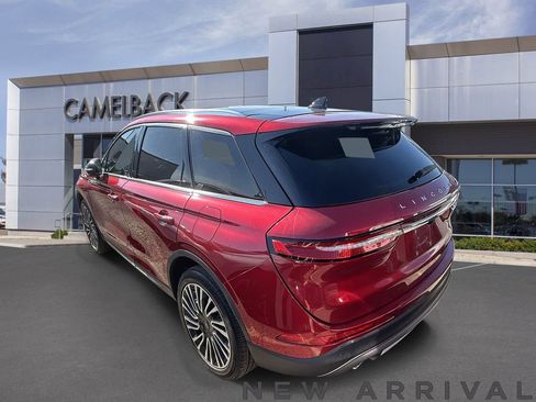 Used 2022 Lincoln Corsair Reserve w/ Equipment Group 201A AWD/4WD image 6