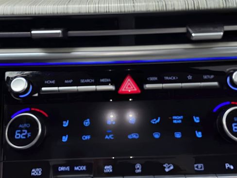 Used 2024 Hyundai Santa Fe Calligraphy AWD/4WD image 15