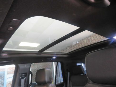 Used 2021 GMC Yukon Denali AWD/4WD image 59