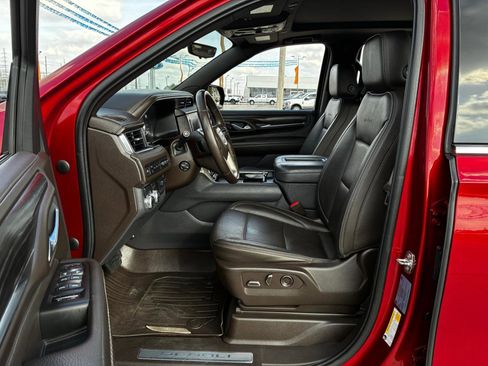 Used 2021 GMC Yukon Denali w/ Denali Ultimate Package image 14