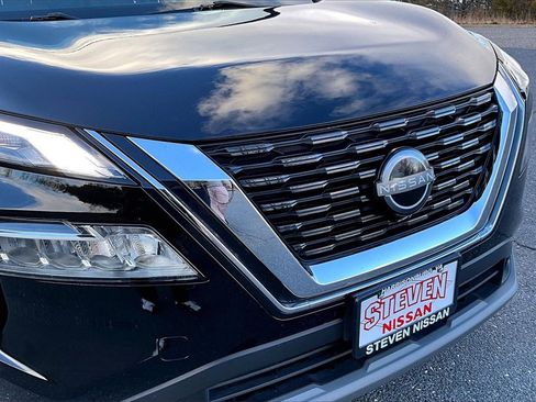 Used 2023 Nissan Rogue SV image 30