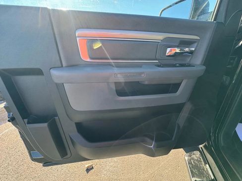 Used 2014 RAM 1500 Express AWD/4WD image 17
