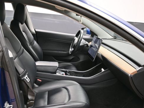 Used 2018 Tesla Model 3 Long Range RWD image 38