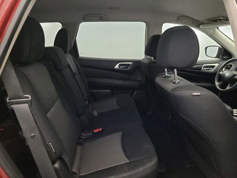Used 2018 Nissan Pathfinder SV AWD/4WD image 19