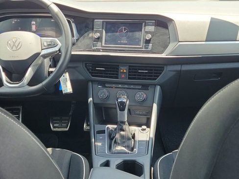 Used 2023 Volkswagen Jetta Sport FWD image 5