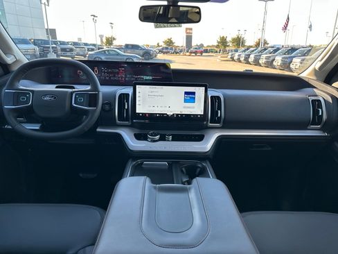 New 2025 Ford Expedition Max Active RWD image 12