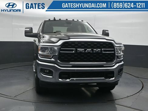 Used 2023 RAM 2500 Big Horn w/ Level 1 Equipment Group AWD/4WD image 5