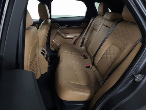 Used 2022 Jaguar F-PACE S image 32