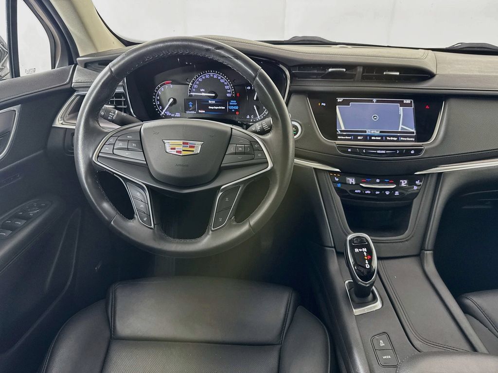 Used 2019 Cadillac XT5 Premium Luxury FWD image 28
