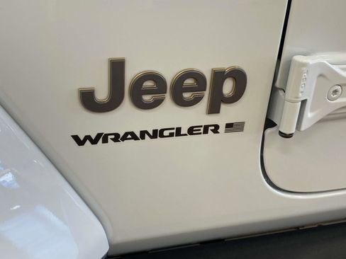 New 2025 Jeep Wrangler Unlimited Rubicon 392 image 13