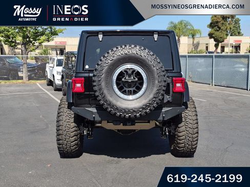 Used 2021 Jeep Wrangler Unlimited Rubicon w/ Trailer Tow Package AWD/4WD image 7