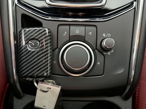 Used 2023 MAZDA CX-5 Carbon Edition image 25