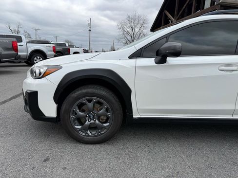 Used 2022 Subaru Crosstrek 2.5i Sport w/ Moonroof Package image 37