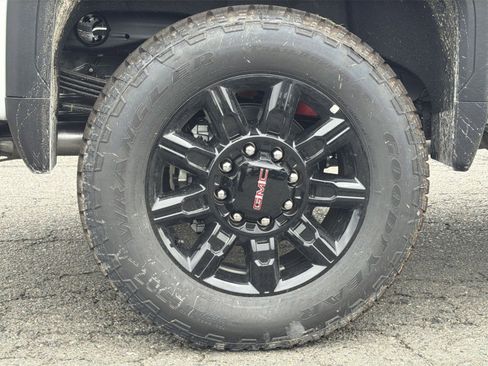 New 2026 GMC Sierra 2500 AT4 image 12