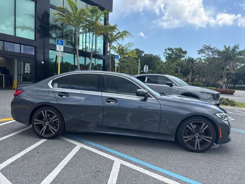 Used 2022 BMW 330i Sedan w/ Driving Assistance Package RWD image 4