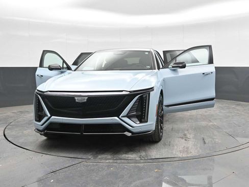 New 2026 Cadillac Lyriq V image 55