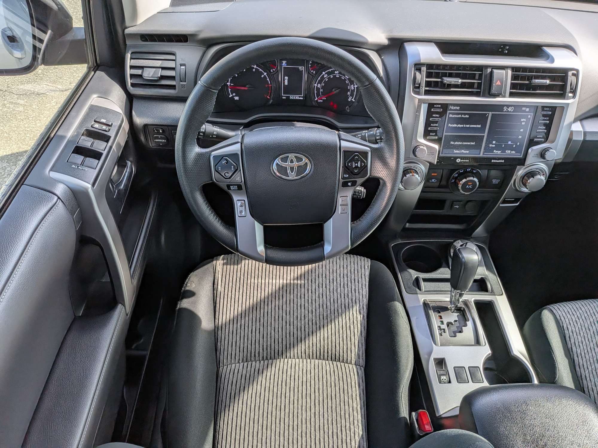 Used 2024 Toyota 4Runner SR5 AWD/4WD image 17